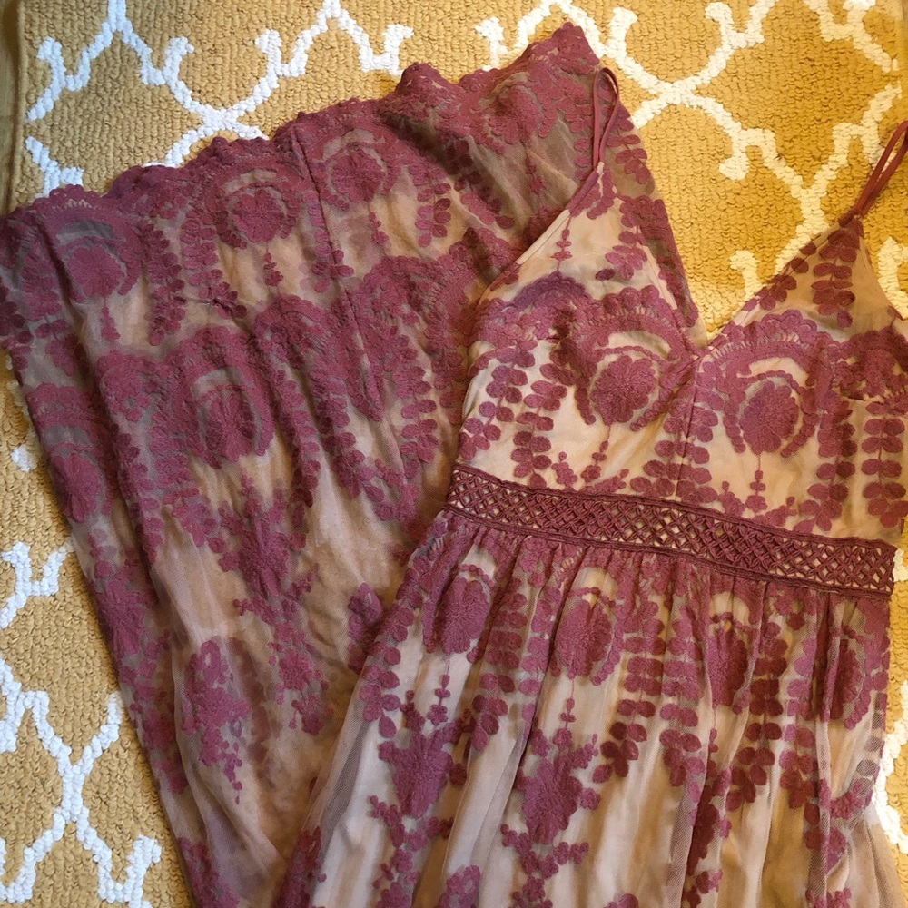 Tan/maroon dress
